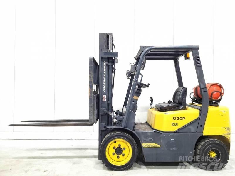 Doosan GP30-3 LPG heftrucks