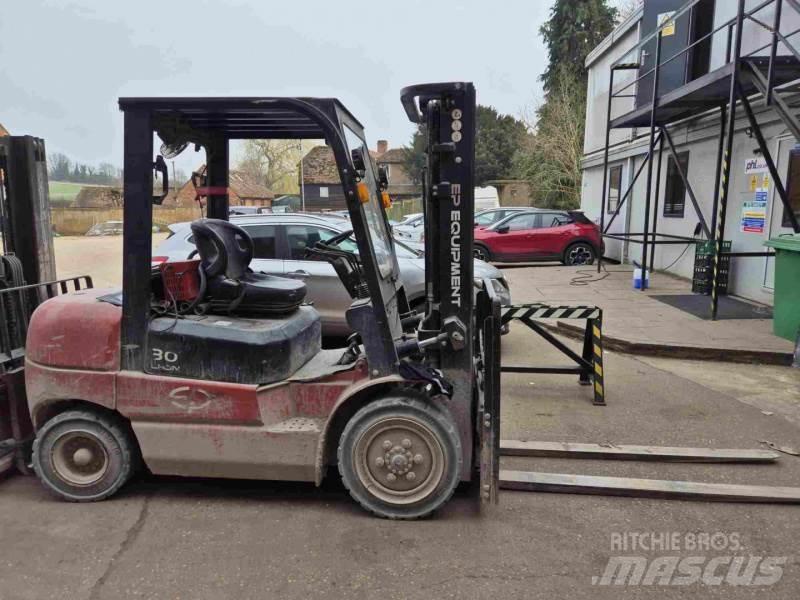 EP EFL302 410 Elektrische heftrucks
