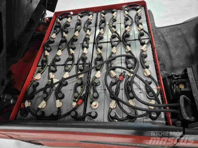 Linde E30L-01 Elektrische heftrucks