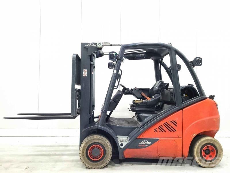 Linde H25T-02 LPG heftrucks
