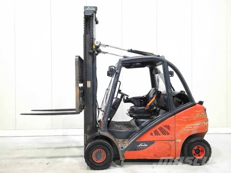 Linde H25T-02 LPG heftrucks