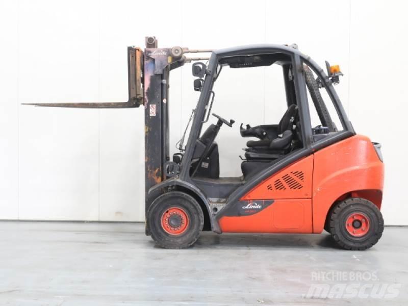 Linde H30D-02 393 Diesel heftrucks