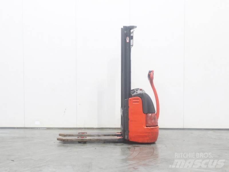 Linde L10 379 Hand stapelaars