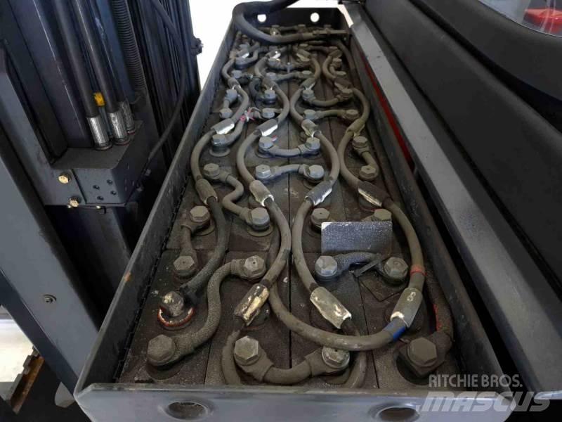Linde R14-01 Reachtruck voor hoog niveau