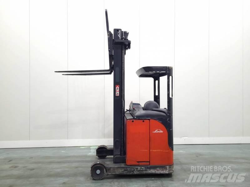 Linde R14-03 115 Reachtruck voor hoog niveau