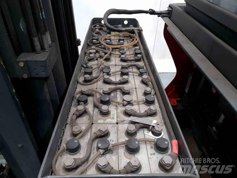 Linde R14 1120 Reachtruck voor hoog niveau