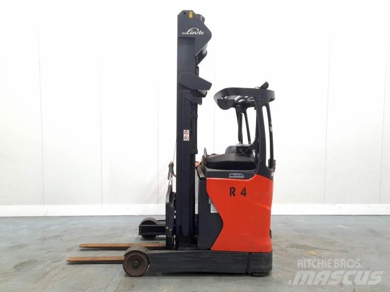 Linde R14 1120 Reachtruck voor hoog niveau