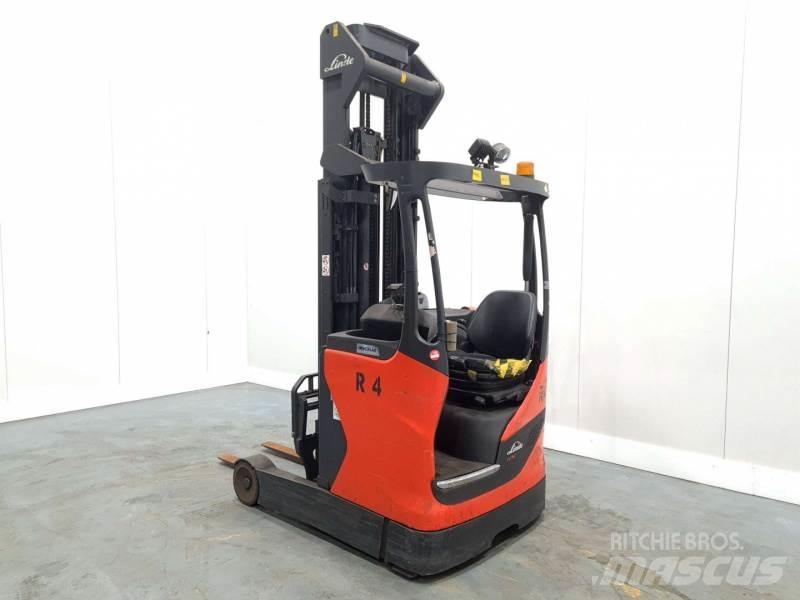 Linde R14 1120 Reachtruck voor hoog niveau
