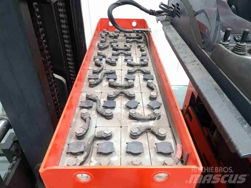 Linde R14 115 Reachtruck voor hoog niveau