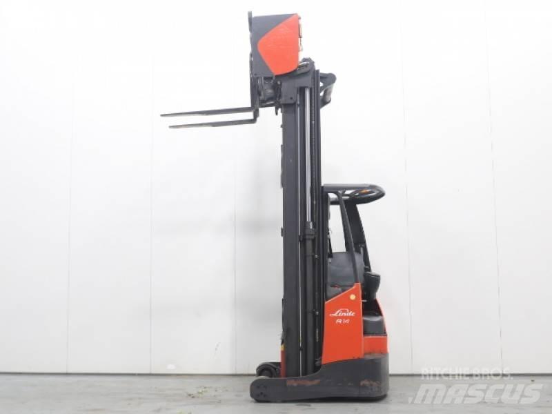 Linde R14X-03 Reachtruck voor hoog niveau