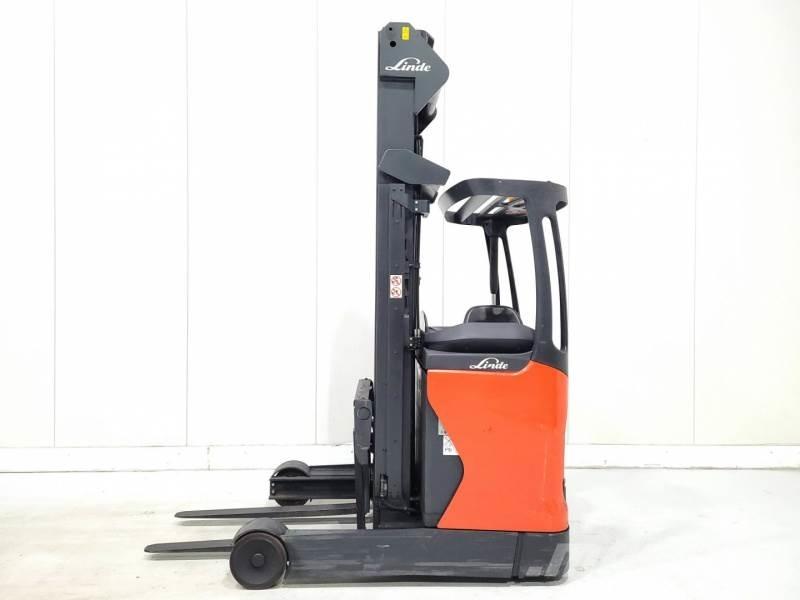Linde R16-01 Reachtruck voor hoog niveau