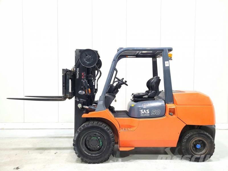 Toyota 42-7FD45 Diesel heftrucks