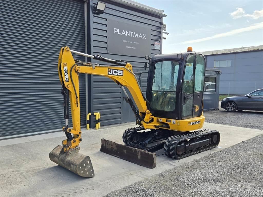 JCB 8030 Minigraafmachines < 7t
