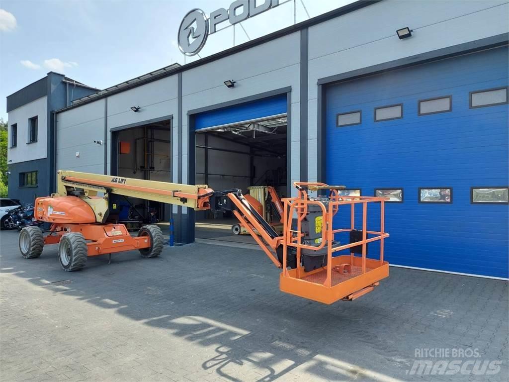 JLG M600JP Knikarmhoogwerkers