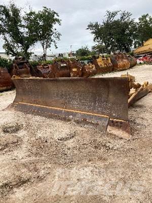 CAT D8T Angle Blade Overige componenten