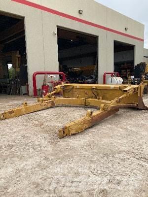 CAT D8T Angle Blade Overige componenten