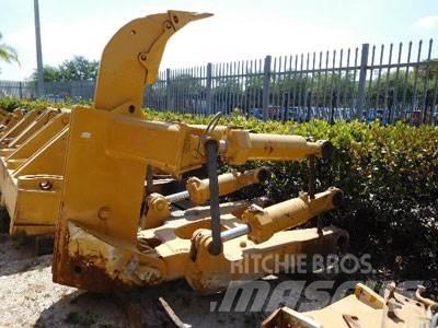 CAT D8T Ripper, S/S Overige componenten