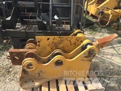 CAT D8T Ripper, S/S Overige componenten
