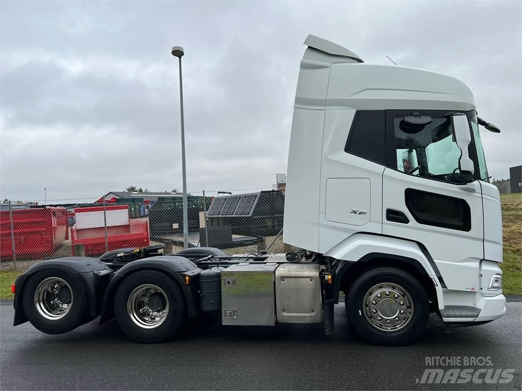 DAF XF530 FTS 6x2 Trekkers