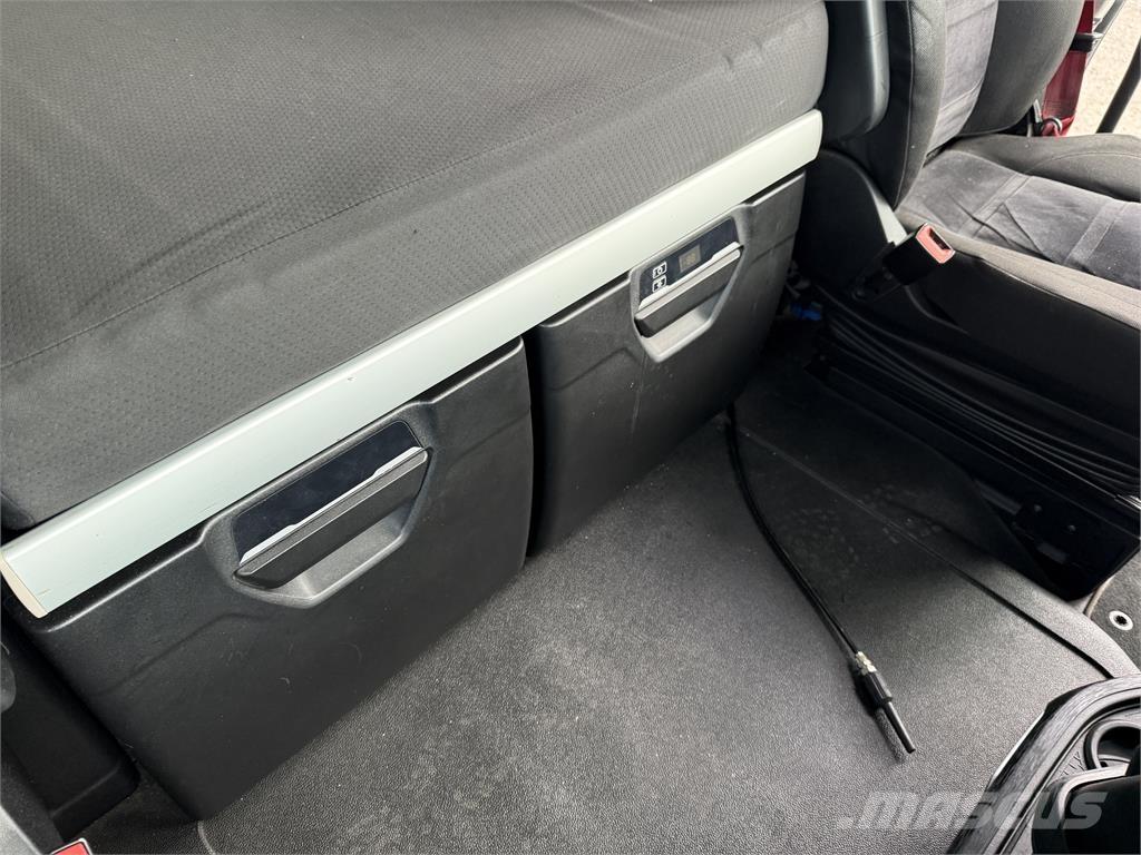 Iveco S-Way 480 Trekkers