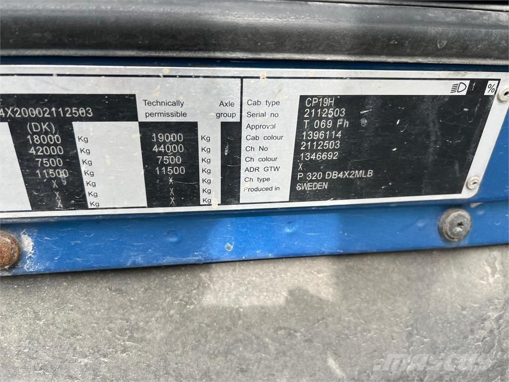 Scania P320 Bakwagens met gesloten opbouw