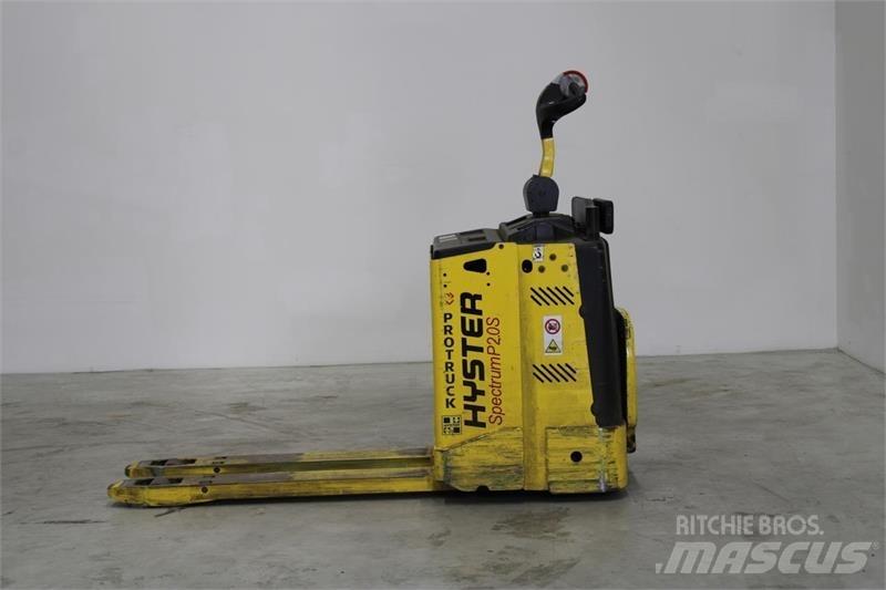 Hyster P2.0S Pallettruck met meerij platform