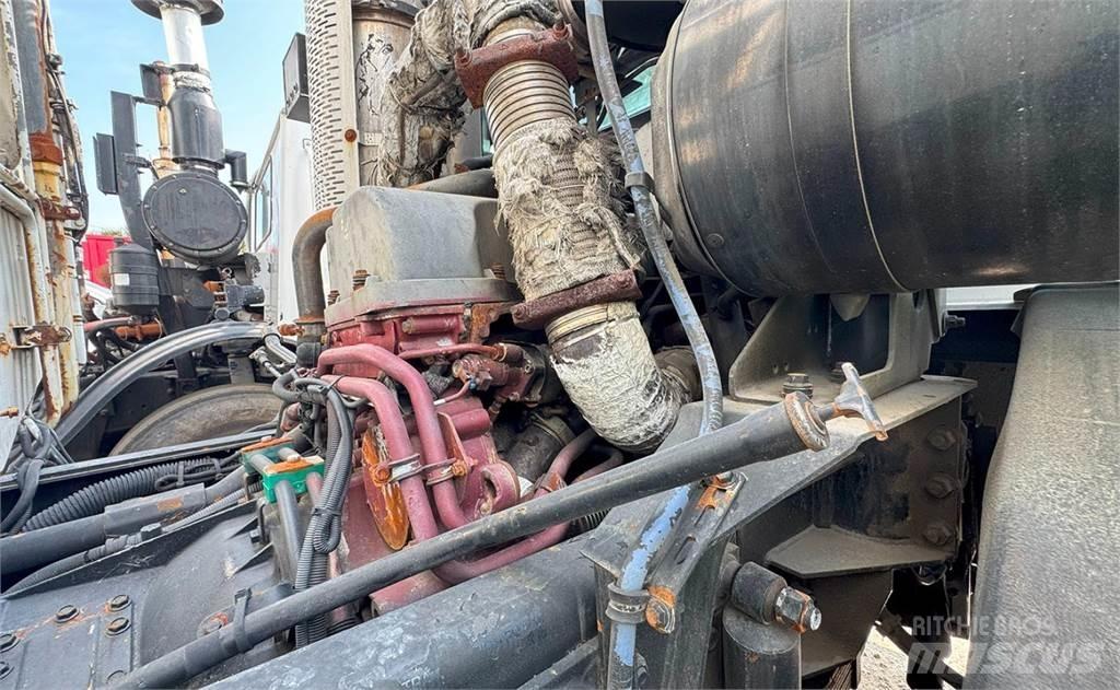 Mack LEU613 Vuilniswagens