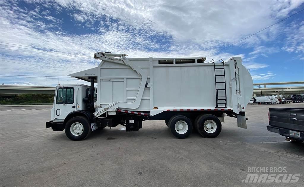Mack MR688S Vuilniswagens