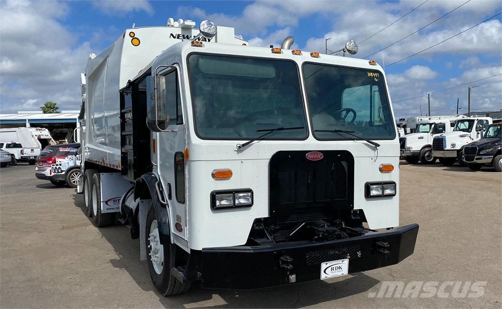 Peterbilt 320 Vuilniswagens