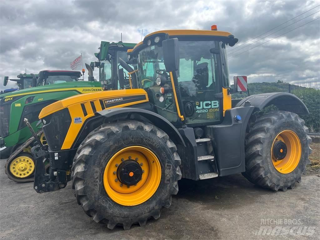 JCB 4220 Overige veehouderijmachines