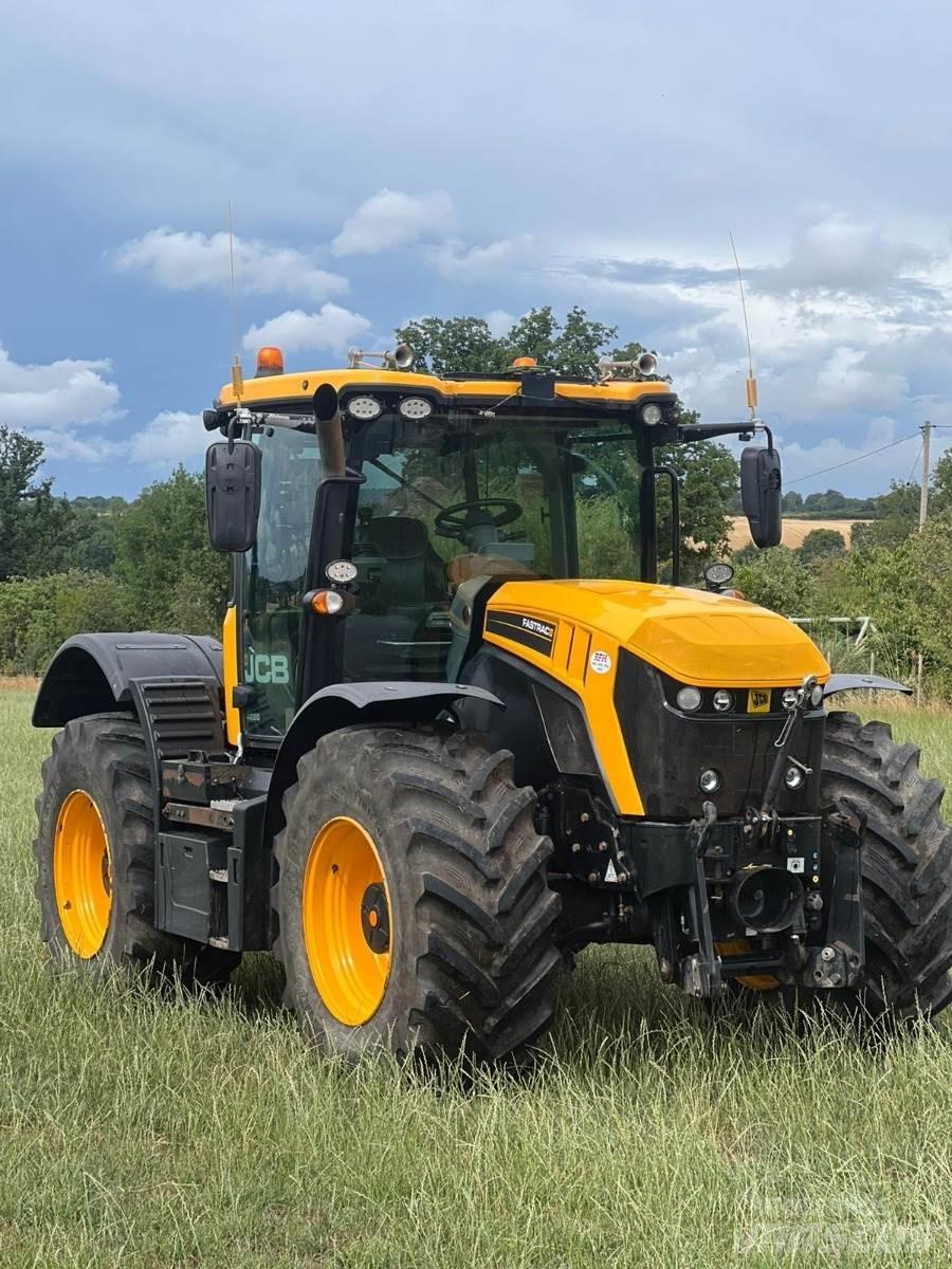 JCB 4220 Tractoren