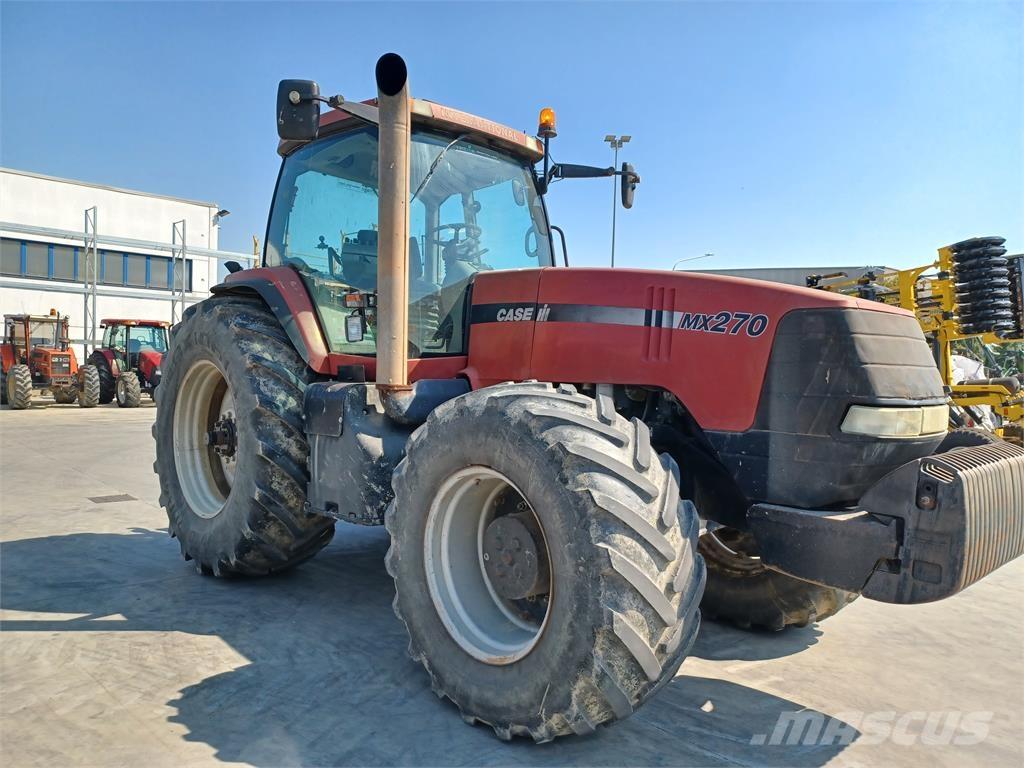 CASE MX 270 Tractoren