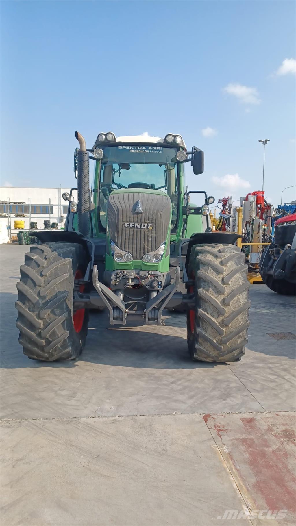 Fendt 828 SCR Tractoren