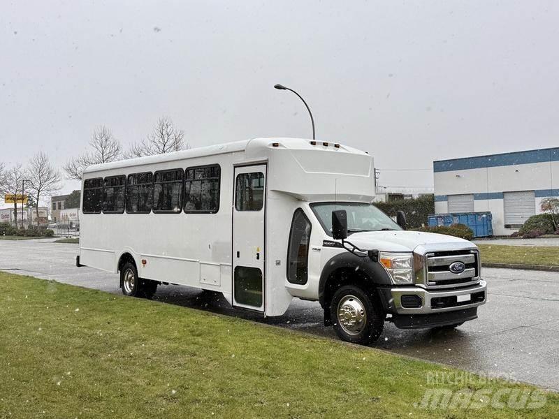 Ford F-550 Minibussen