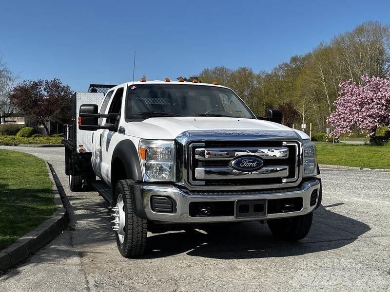 Ford F-550 Platte bakwagens