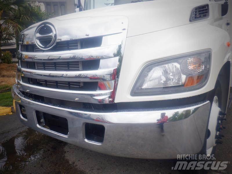 Hino 338 Onderhoud voertuigen