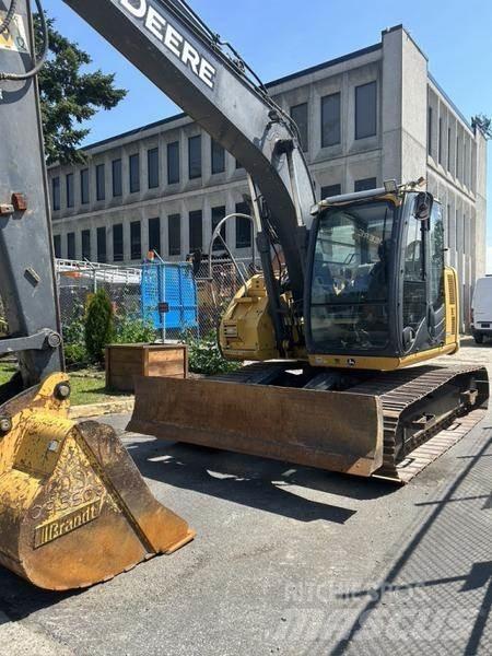 John Deere 135 D Rupsgraafmachines