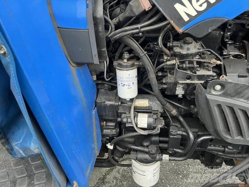 New Holland TN70A Tractoren