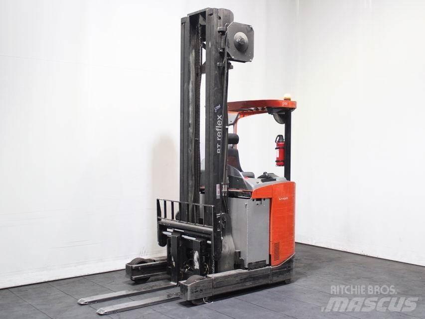 BT RRE 160 Reachtruck voor hoog niveau