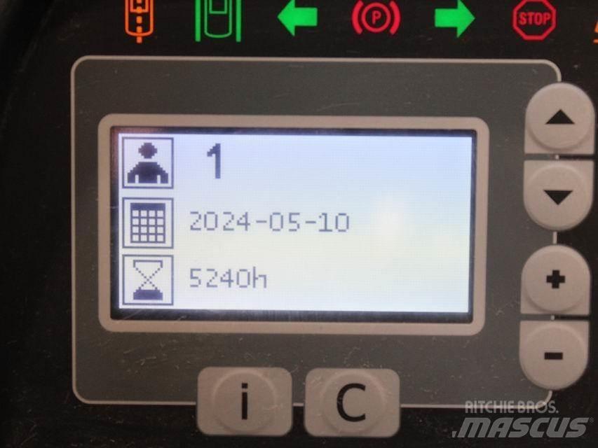 BT RRE 160 Reachtruck voor hoog niveau
