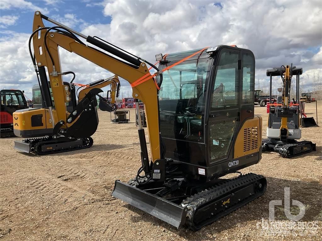 AGT QNT30 Minigraafmachines < 7t