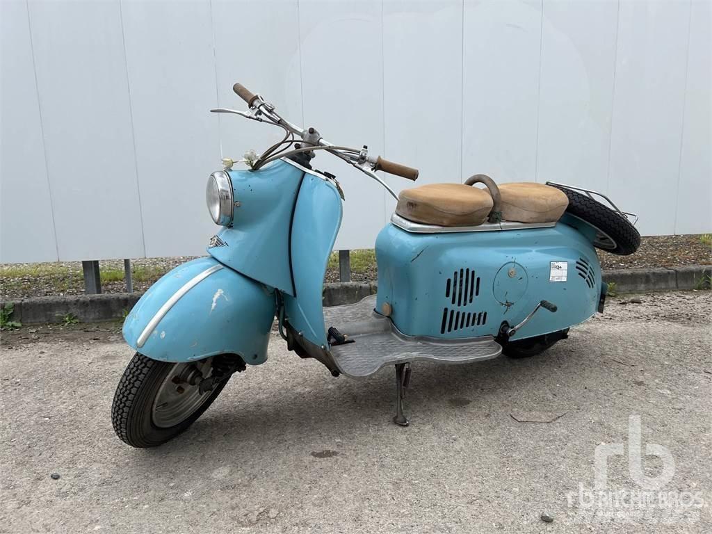  BERLIN 150 Auto's