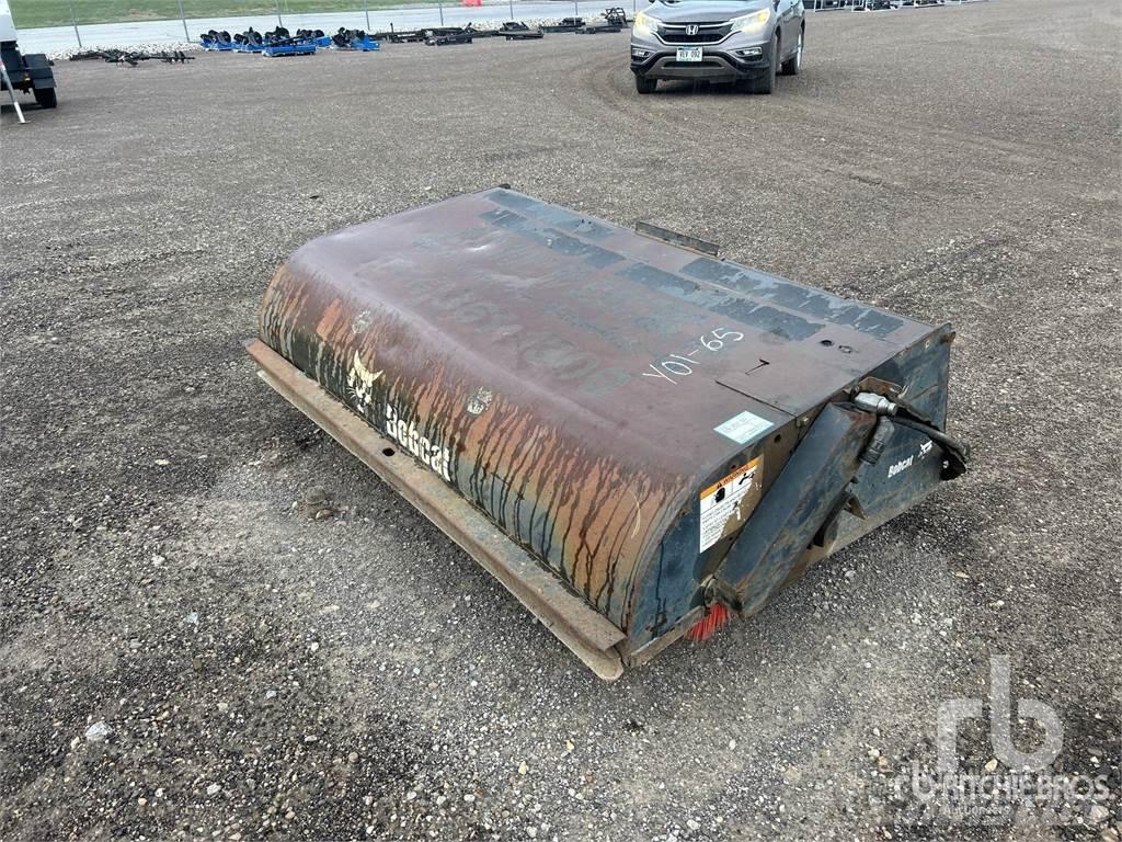 Bobcat 72 in Borstels
