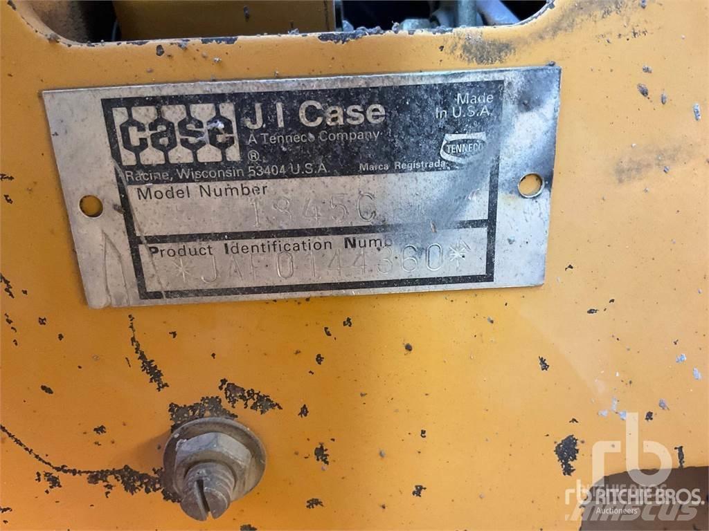 CASE 1845C Schrankladers