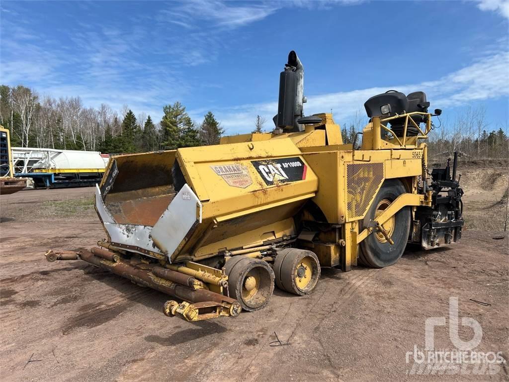 CAT AP-1000D Asfaltafwerkmachines