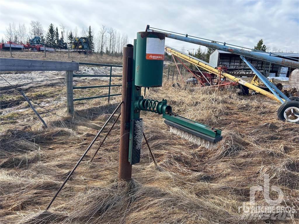  Cattle oiler Overige veehouderijmachines