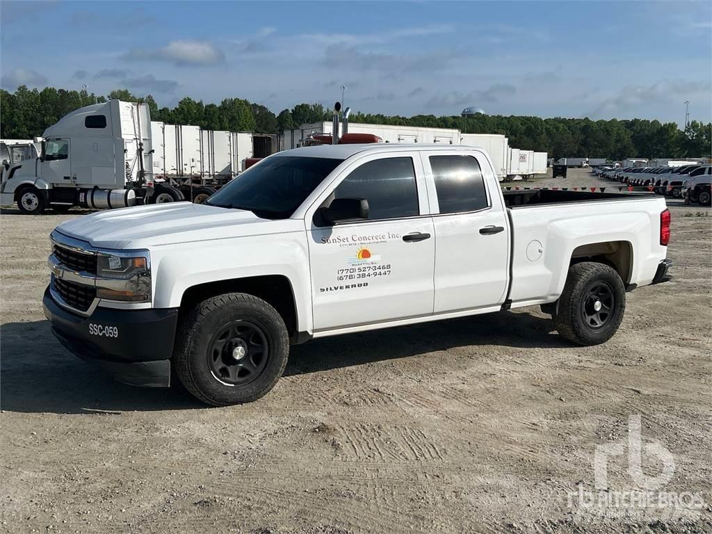 Chevrolet 1500 Bestelwagens met open laadbak