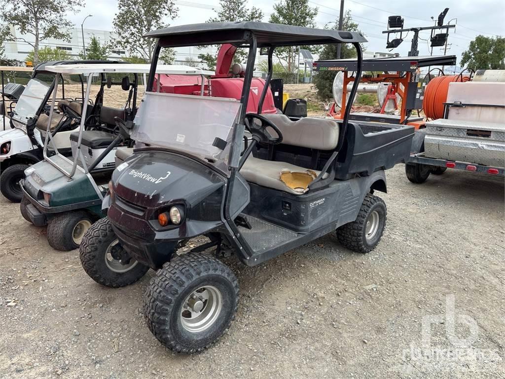 Cushman Ride-On Golfkarren / golf carts
