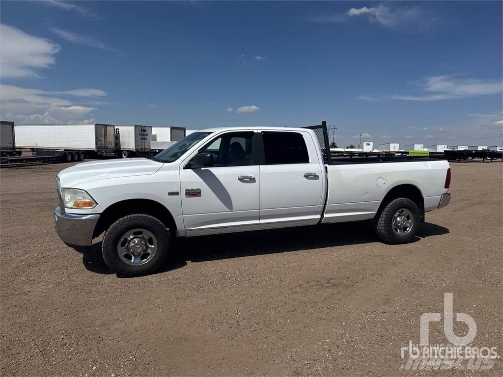 Dodge RAM 2500 Bestelwagens met open laadbak