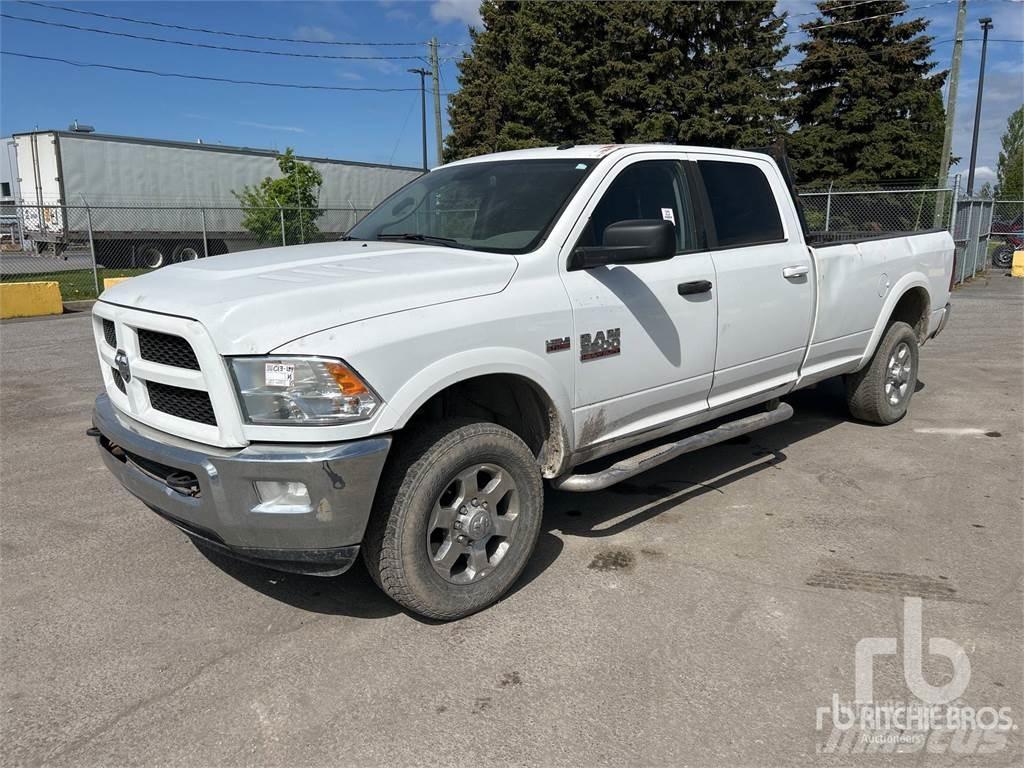 Dodge RAM 2500 Bestelwagens met open laadbak